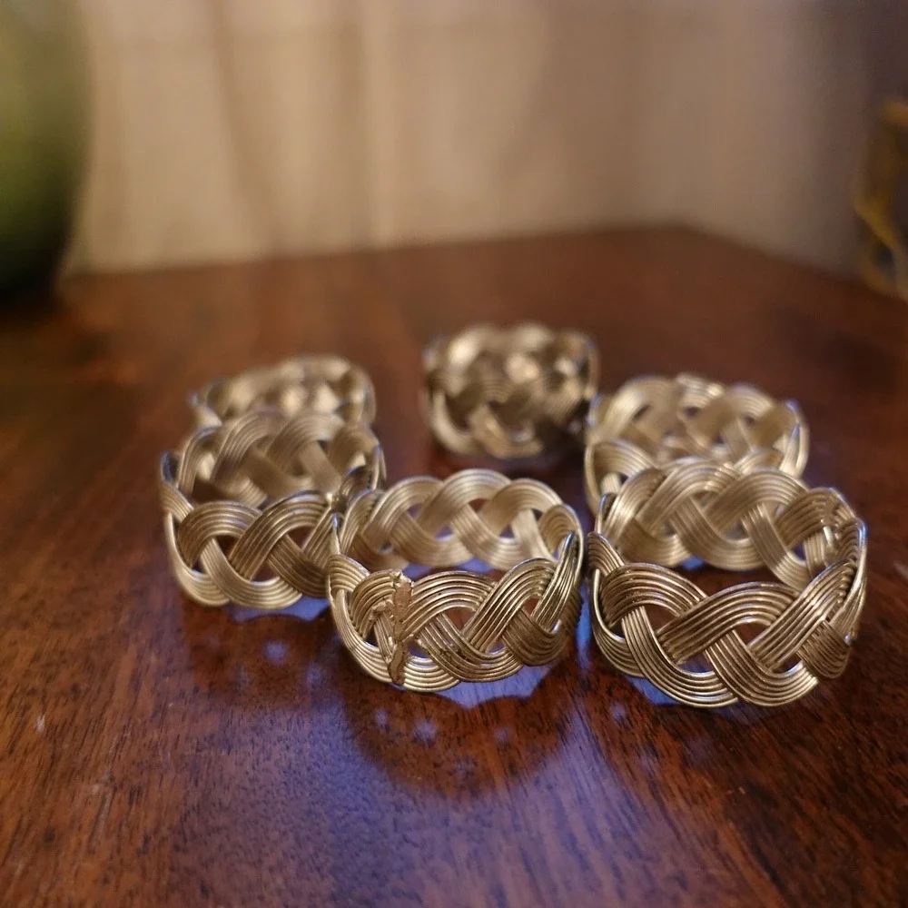 Vintage silver tone metal with double twisted helix design set of 6 napkin rings